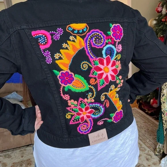 Jacket - Picture 8 of 8